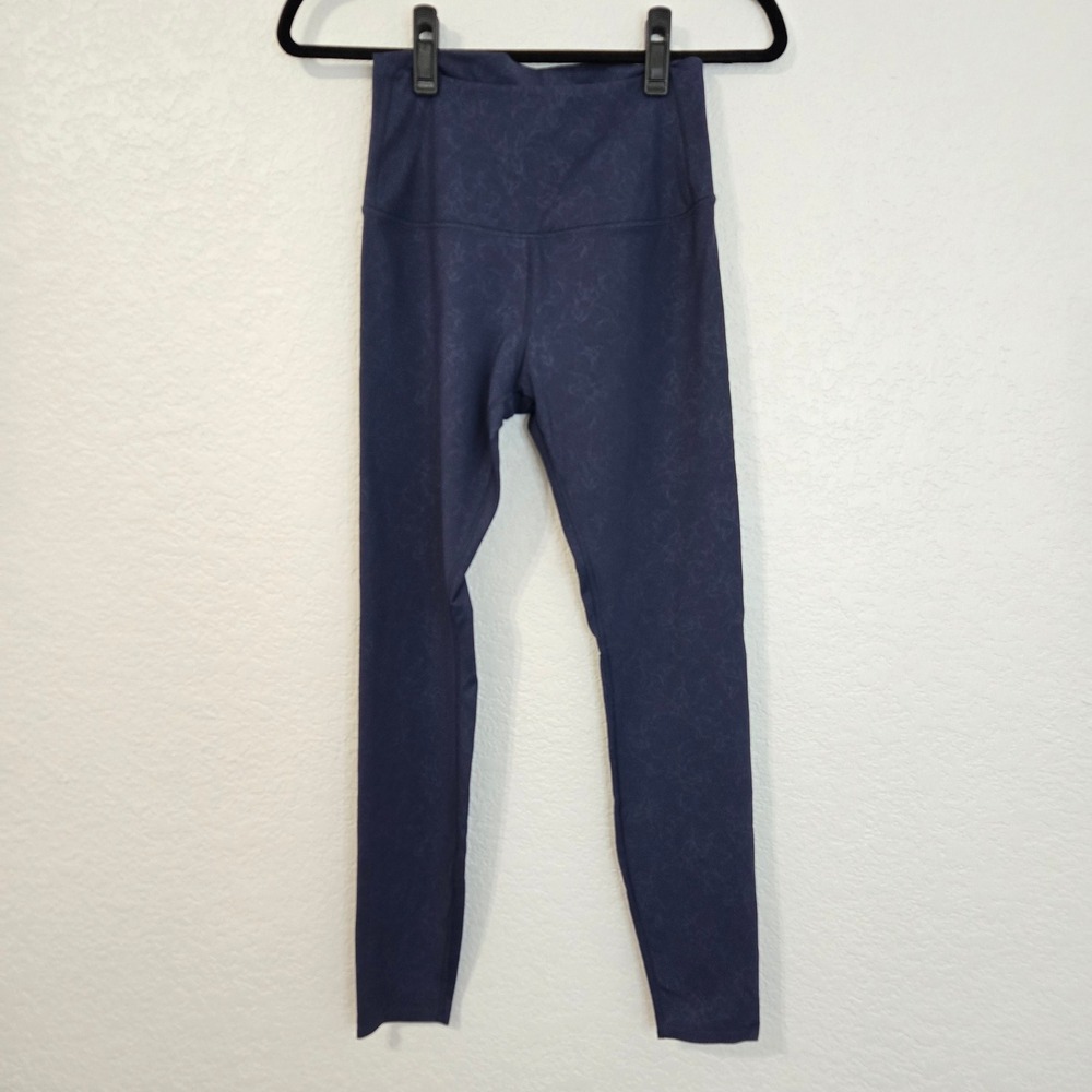Tavi Active Navy Blue Floral Embossed High Waist Leggings Size Medium